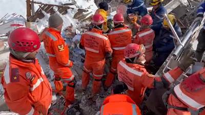 TSK’nın Arama-Kurtarma Ekibi 10 Dakika İçinde Alarm Durumuna Geçti, Deprem Bölgesinde 37 Canı Enkaz Altından Kurtardı